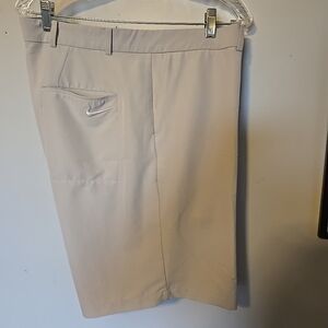 Nike Men's Beige Athletic Shorts Golf 38x10 Very Good Cond.
